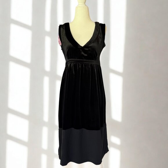 Burberry Black Velvet Midi Dress - Picture 1 of 5